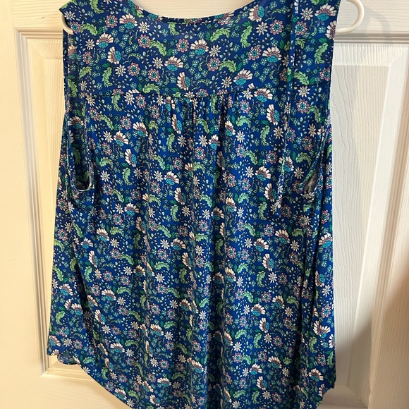 LOFT Vibrant Blue Floral Blouse - Picture 3 of 5